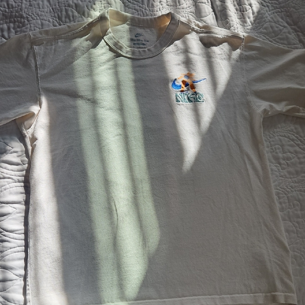 Nike Kids Cream T-Shirt with Blue Logo